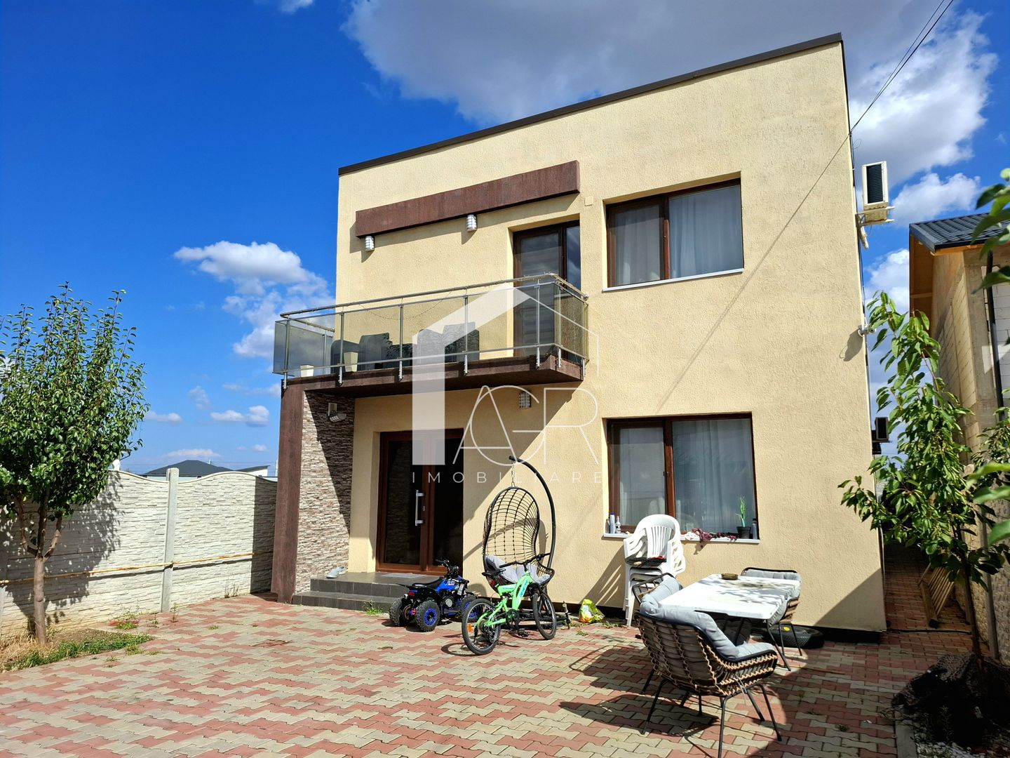 Casa P+1E, cu 5 camere, Strejnicu - Poză 1