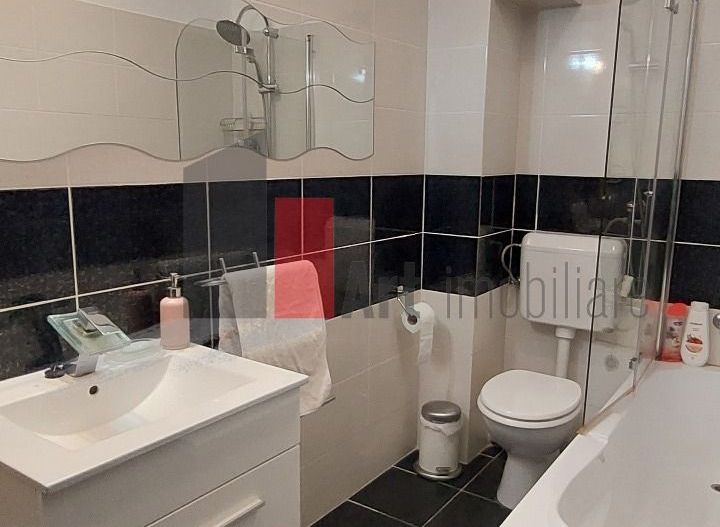 Apartament 2 camere mobilat utilat modern - Poză 3