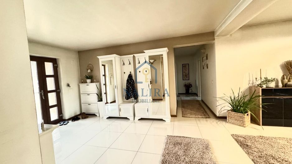 Casa de vanzare Baia Mare - teren 12 ari - eficienta energetic - Poză 2