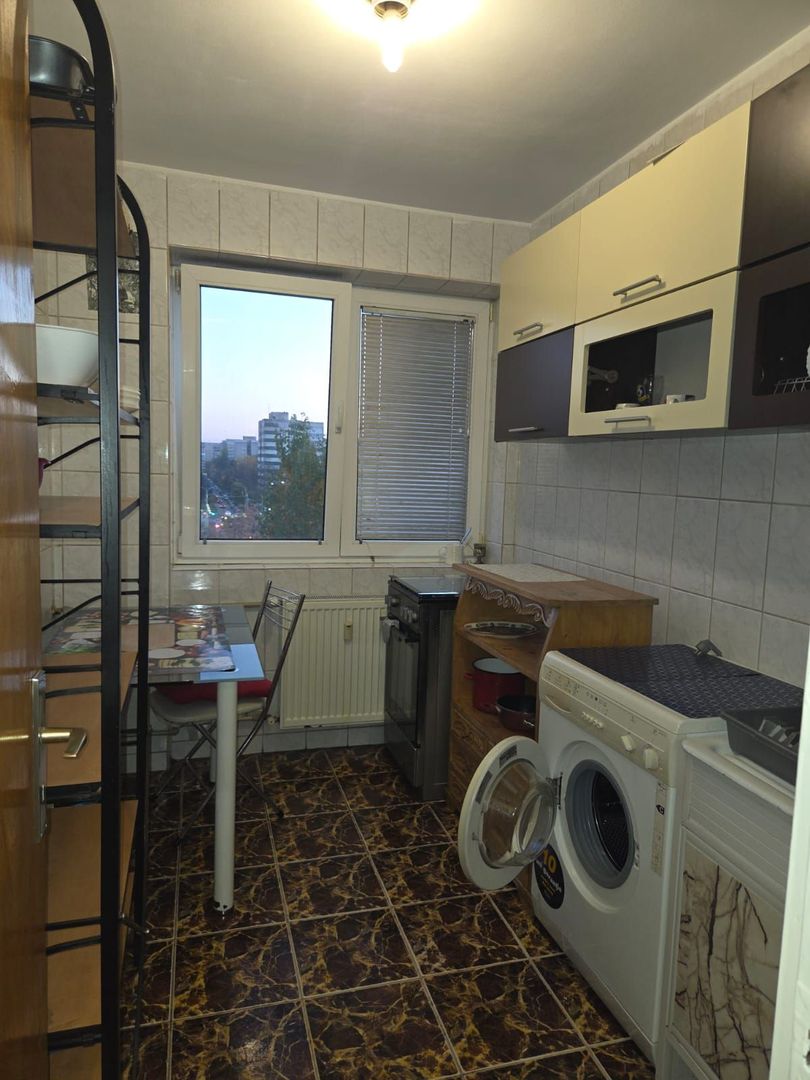 AP. 2 CAMERE LUJERULUI, METROU 1 MINUT, RENOVAT, BUCATARIE INCHISA - Poză 5