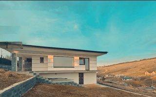 Casa si gradina terasata Rediu 265000 € - Poză 1