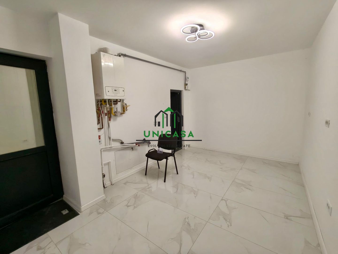 Casa 4 camere , Central– RÂMNICU VÂLCEA | APROAPE DE RIVER PLAZA MALL - Poză 7