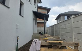 Vilă individuală în Tunari – 5 camere, curte privată - Poză 20