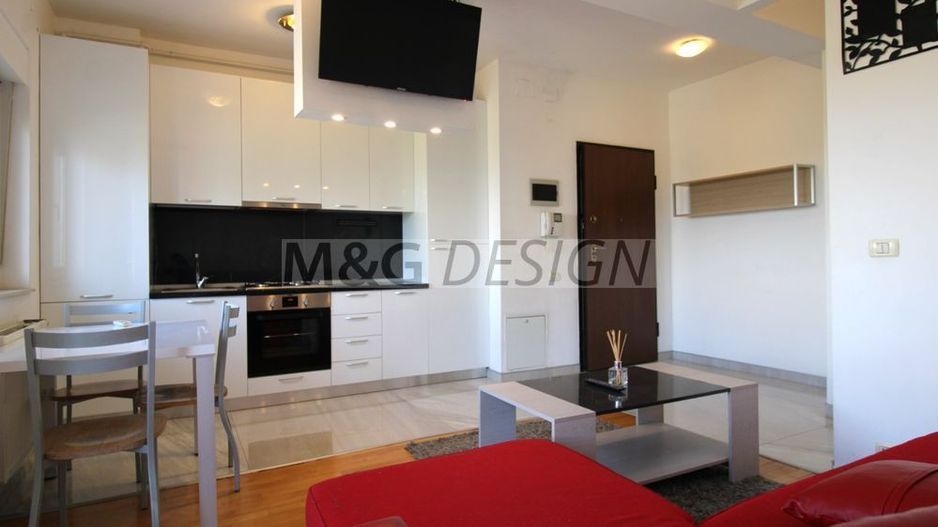 2 camere etaj 2,  bloc nou Aradului, loc parcare - Poză 1