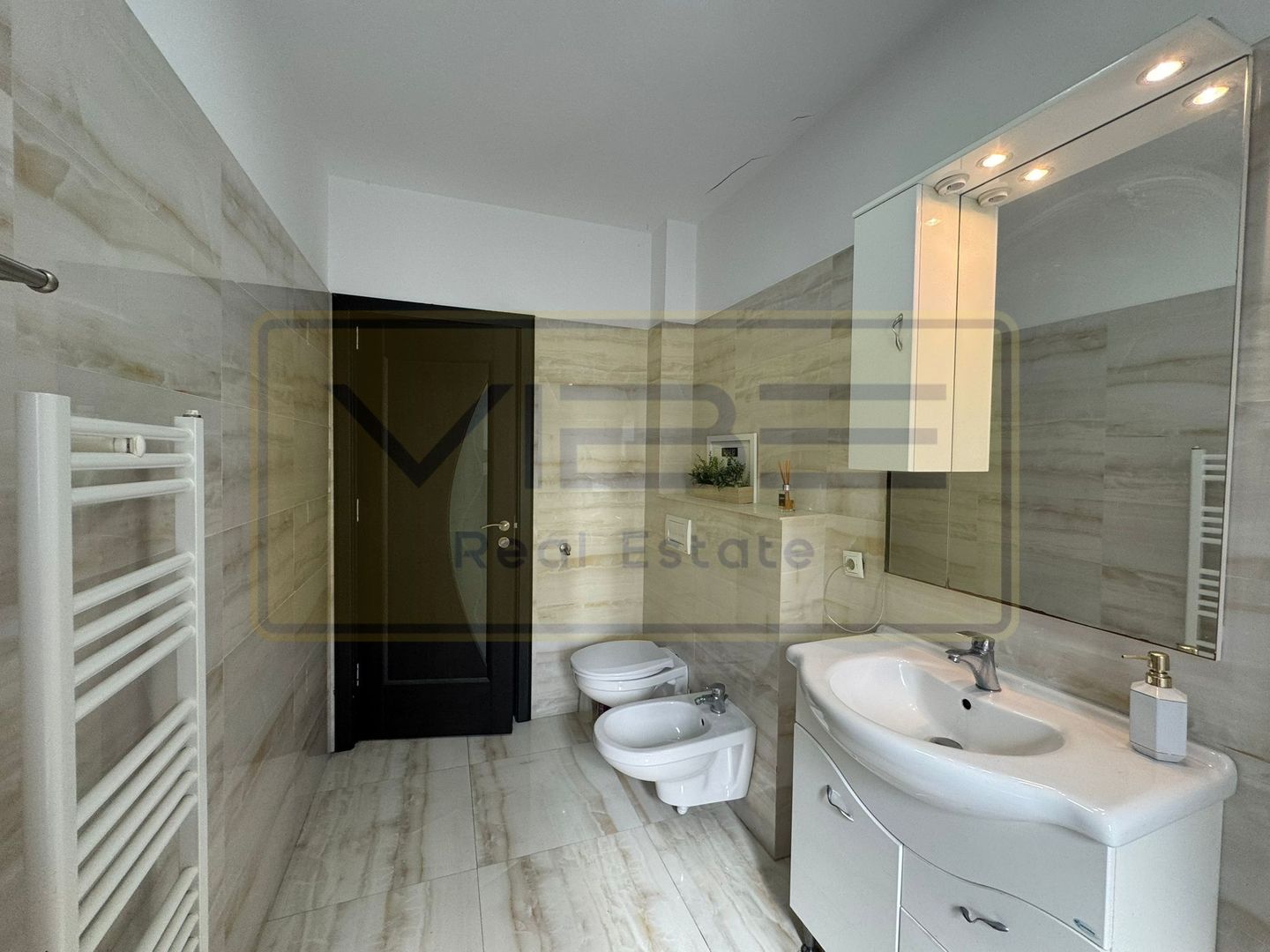 Apartament 2 camere decomandat Bucium - Family Market - Poză 17