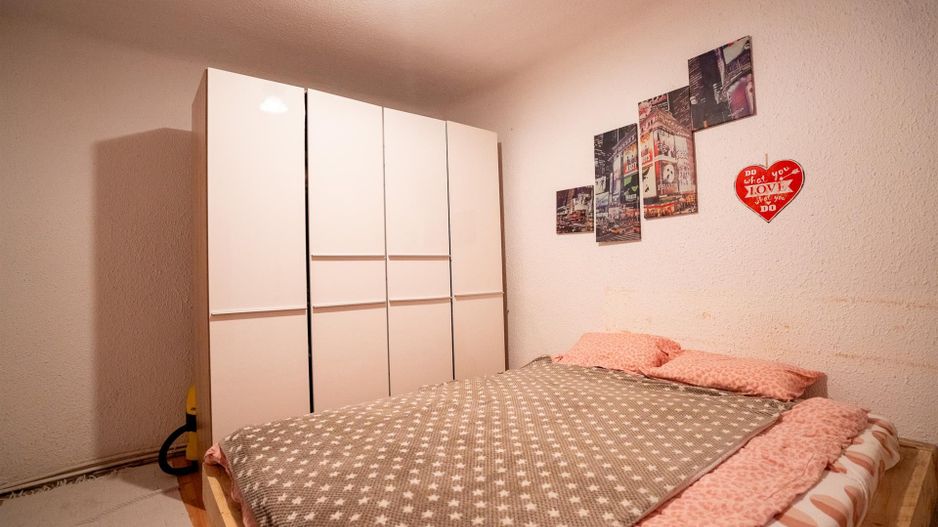 CASA DE VANZARE EPISCOPIA 1450 MP TEREN - Poză 4