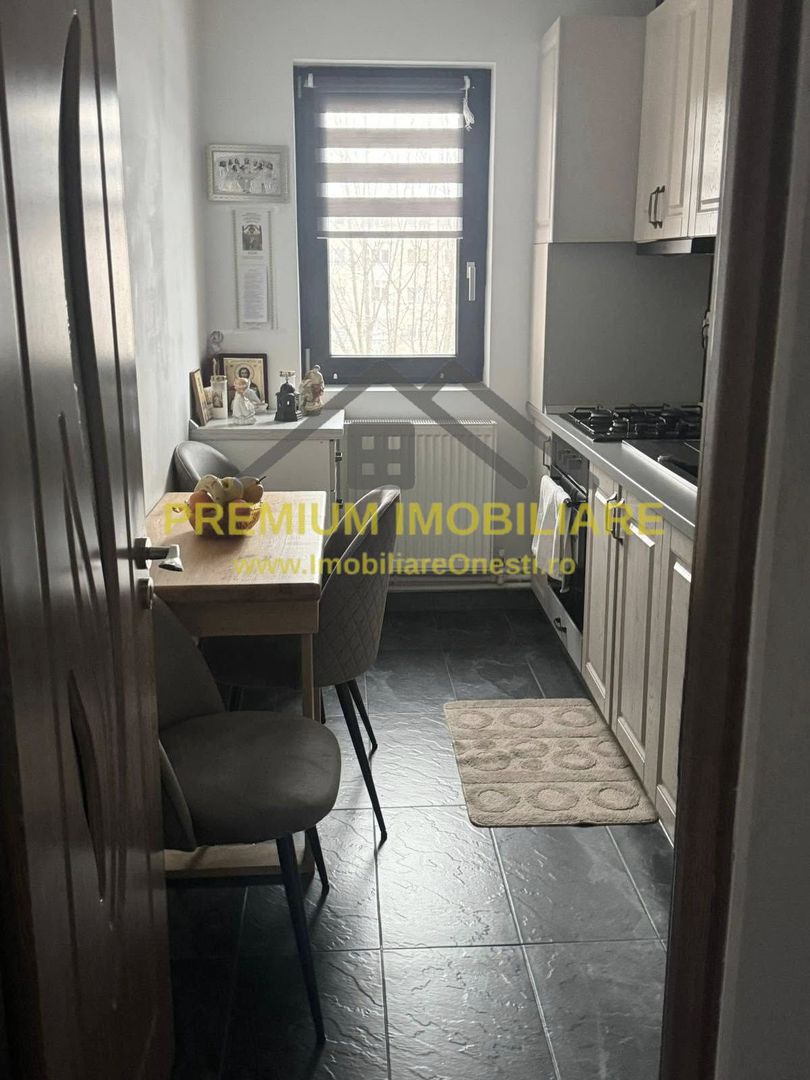 Apartament 2 Camere - Targu Ocna - Renovat - Mobilat - Poză 9