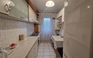 APARTAMENT 3 CAMERE ETAJ 3  59MP MOBILAT - Poză 2