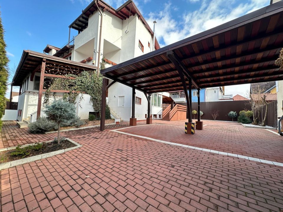 Casa individuala  - vedere spre padure - Parcul Sub Arini - Poză 2