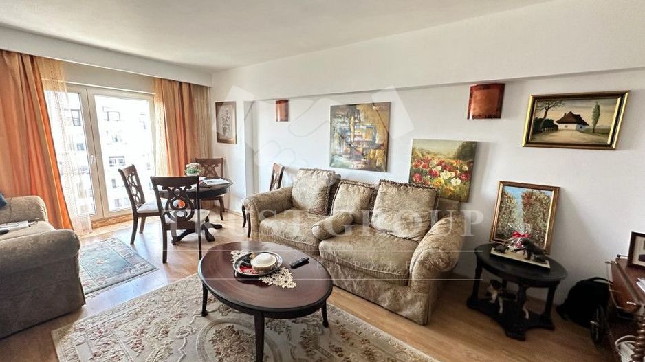 Apartament 4 camere Unirii | 1995 | decomandat | stradal | - Poză 1