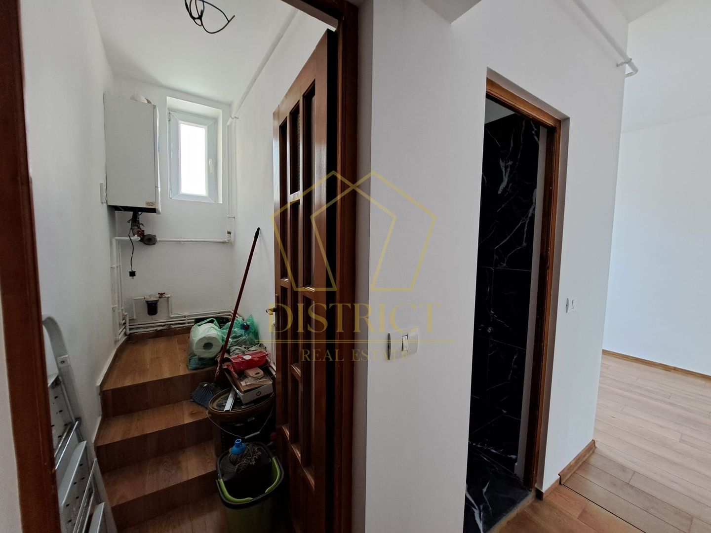 Apartament cu o camera si vedere catre Bega | Spl. N. Titulescu - Poză 13