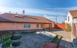 Casă individuală de renovare în Bod, Brașov - Poză 1