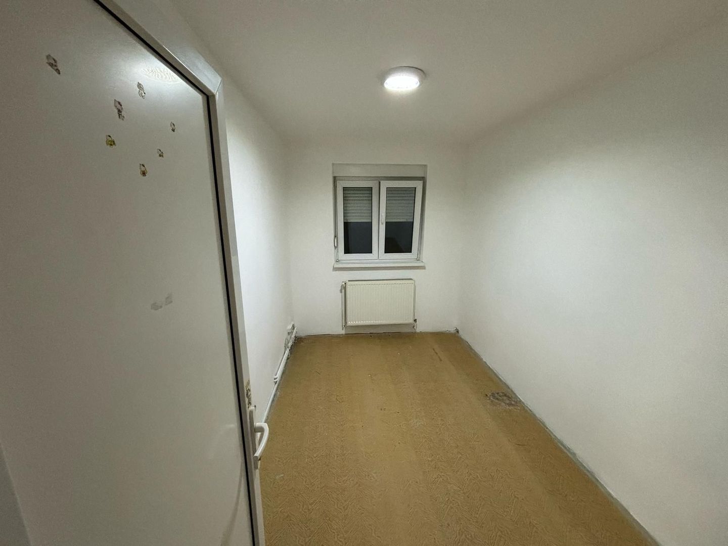 Apartament cu 3 camere de vânzare – Zărnești (Tohanu Vechi) - Poză 2