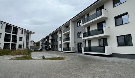 Apartament 3 camere,2 bai,2 balcoane, loc de parcare,Selimbar/Primarie