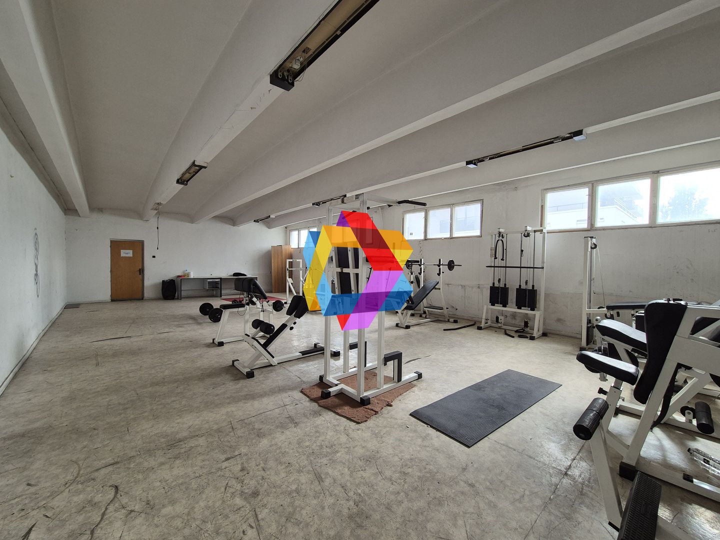 Hala - 4000 mp cu chirias #plus-imo.ro - Poză 8