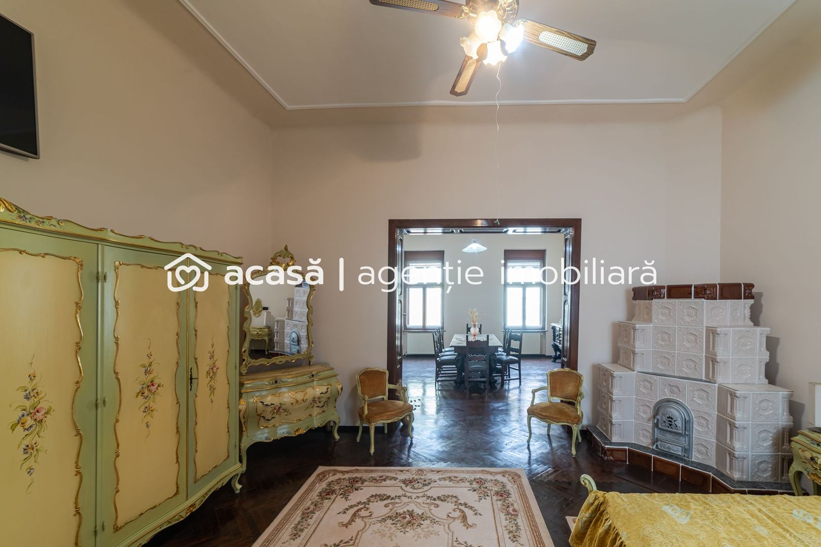 Apartament spațios cu 4 camere situat Ultracentral - Poză 9