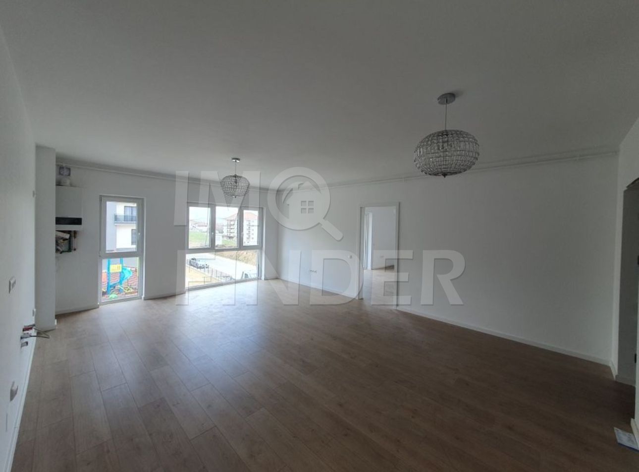 Vanzare 3 camere Floresti, zona Teilor, etaj 1, finisat - Poză 2