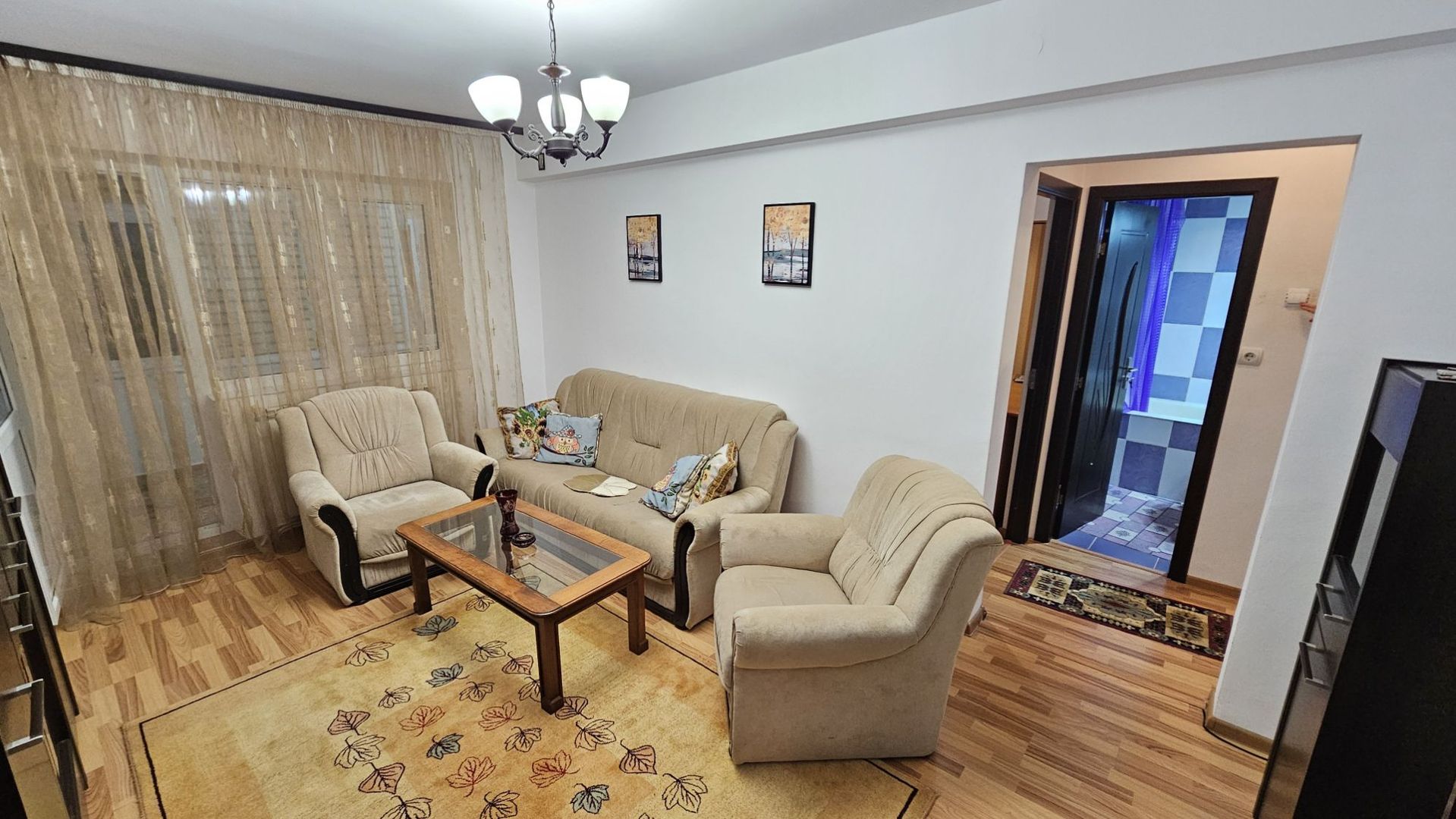 Apartament cu 3 camere, etaj 1, zonă ultracentrală; - Poză 3