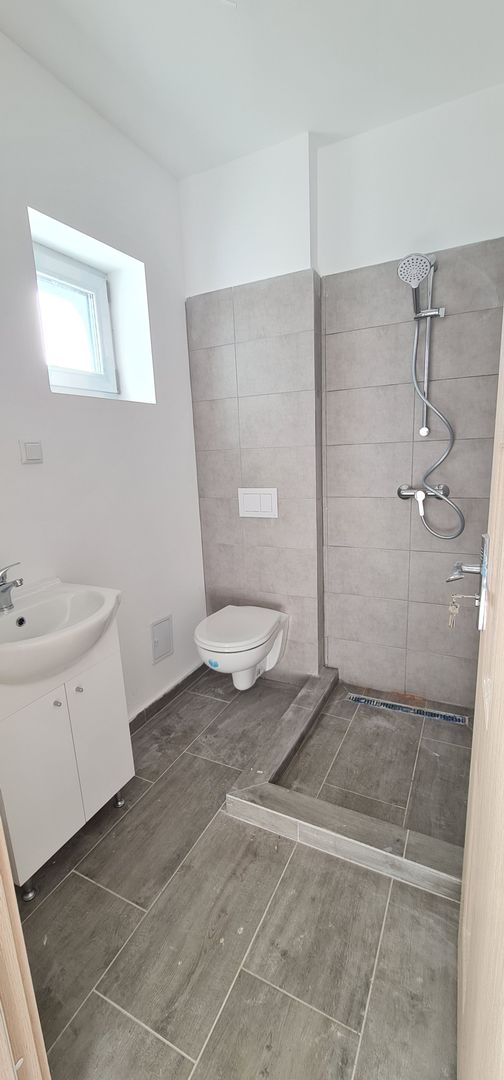 Casa finalizata intabulata in Cartier Izvor Tarlungeni Brasov - Poză 3