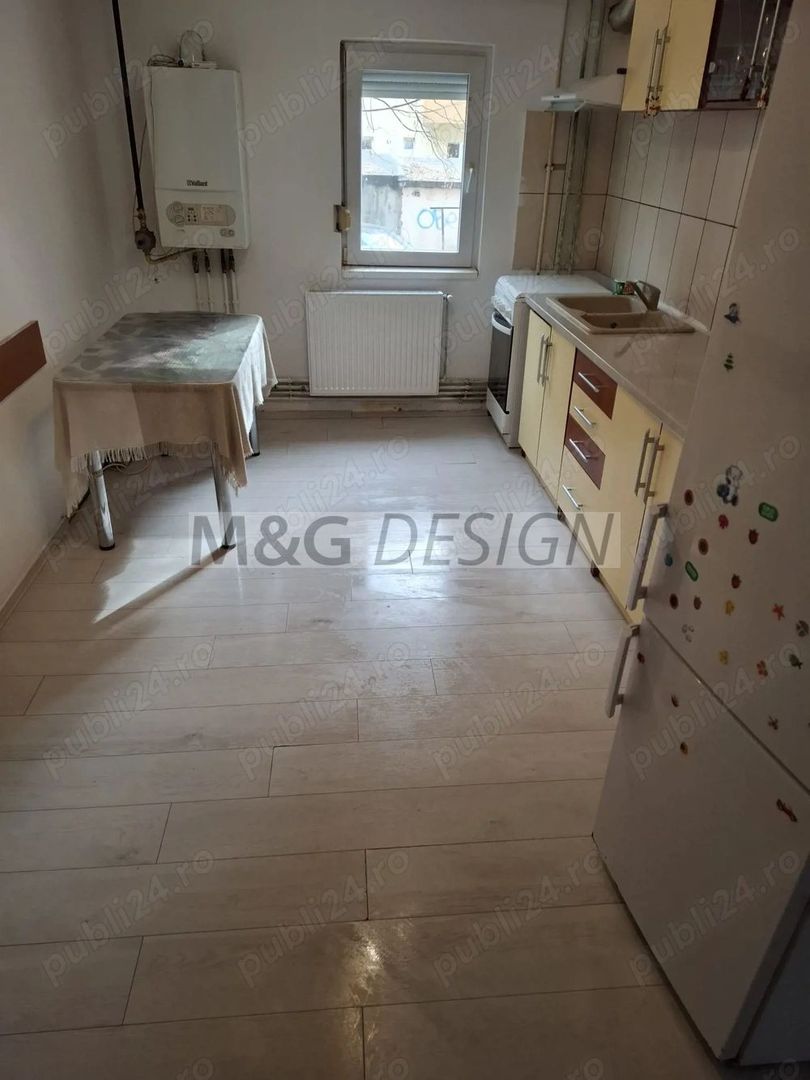 Apartament 3 camere  Dambovita parter - Poză 3