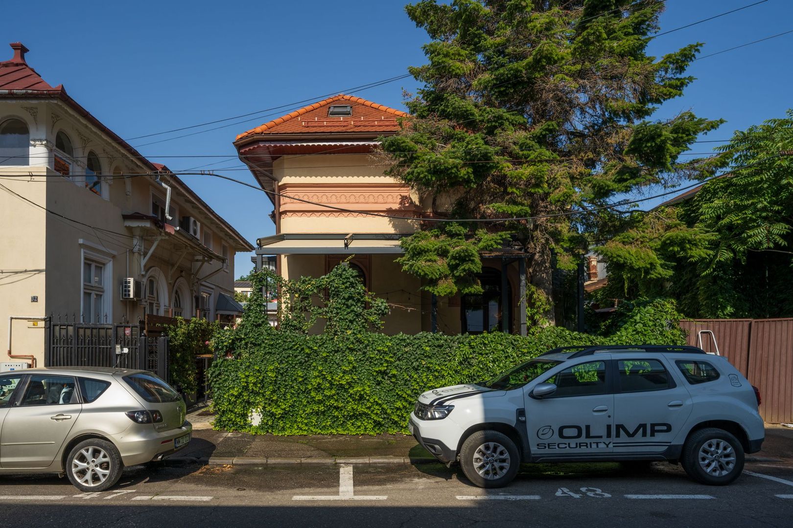 Vindem Afacerea ! Mini Hotel + Cafenea/ Restaurant ! Parcul Carol ! - Poză 3