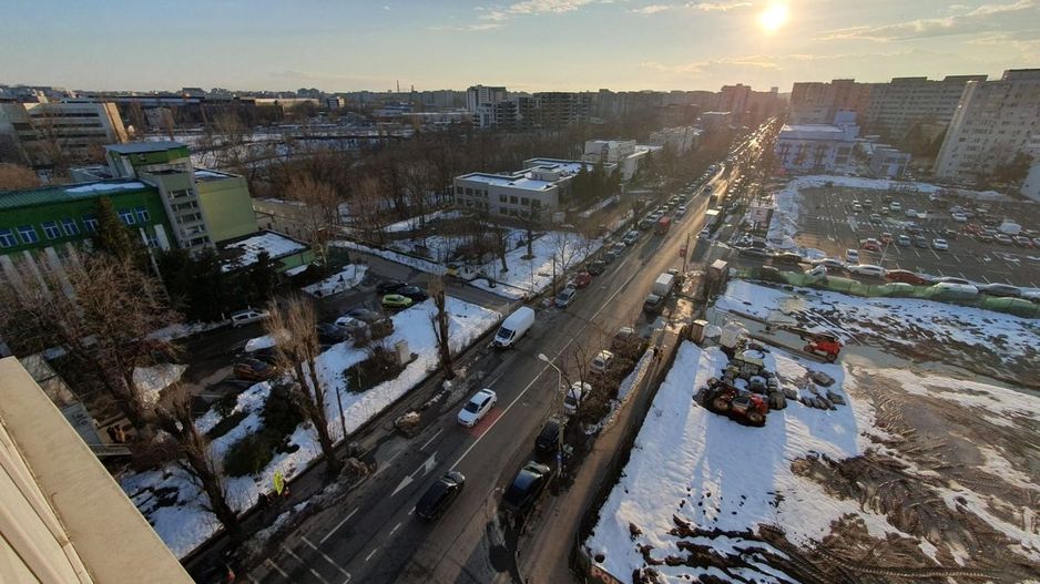 4 camere decomandat, 79,86 mp, 2 balcoane, bloc anvelopat, Vergului - Poză 16