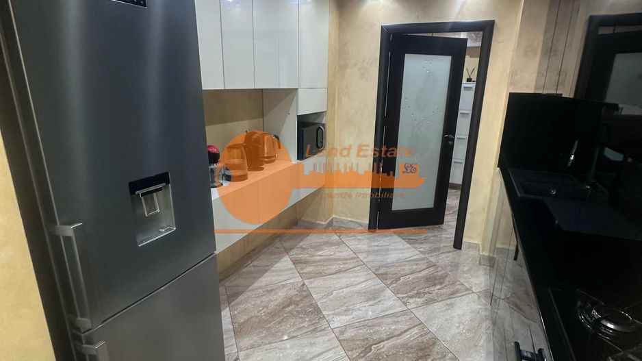 3 camere Dristor  ( 750 m metrou-Lux ) - Poză 7