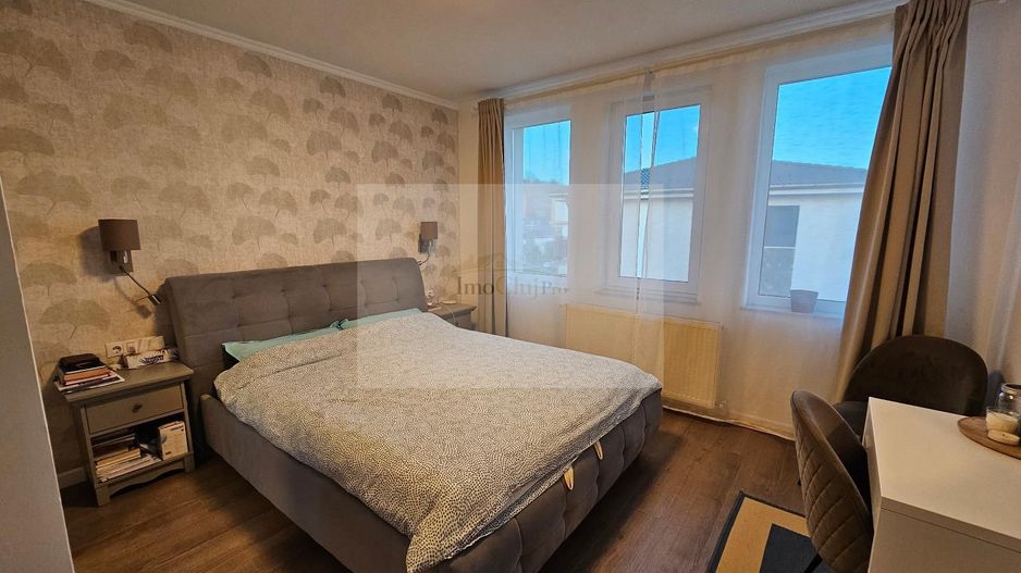 Casă spațioasă cu 4 camere și curte proprie – ideală pentru familie - Poză 10