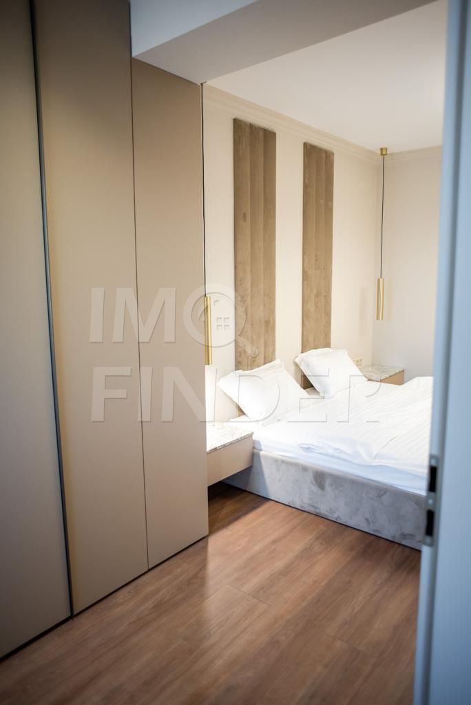 Vanzare 2 camere la cheie, zona Teatru National - Poză 8