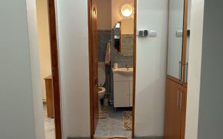 De inchiriat apartament 2 camere, renovat , Micro 40, et.1, 1500 lei - Poză 7