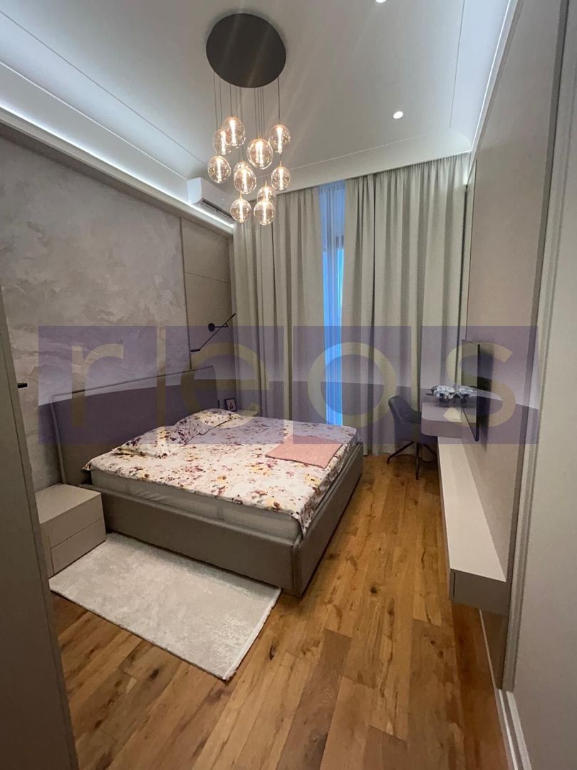DE INCHIRIAT APARTAMENT 4 CAMERE ONE COTROCENI - PARCARE - METROU - Poză 4