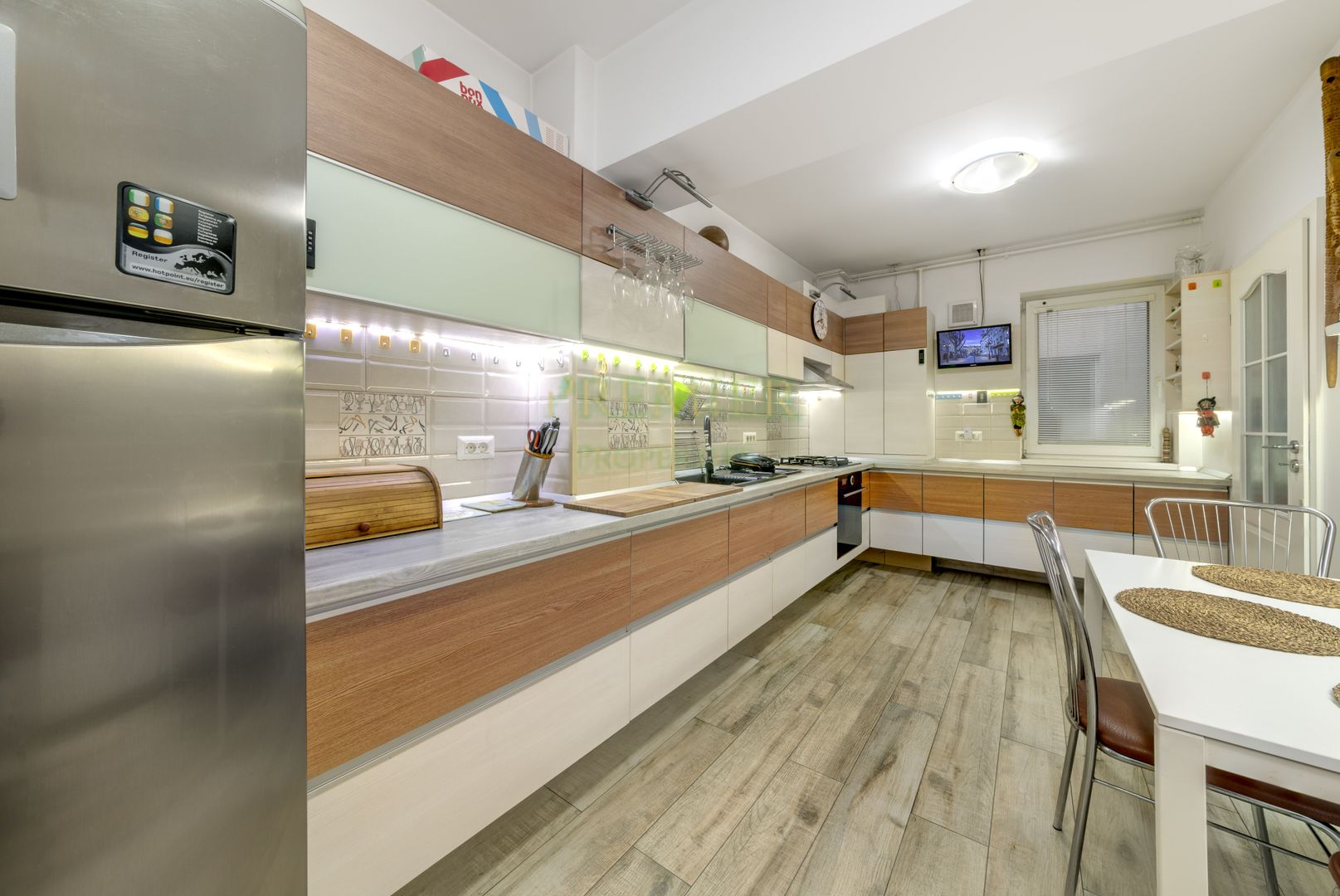 Penthouse cu terasă panoramică de 53 mp, garaj subteran – Sector 1,  an 2020 - Poză 10