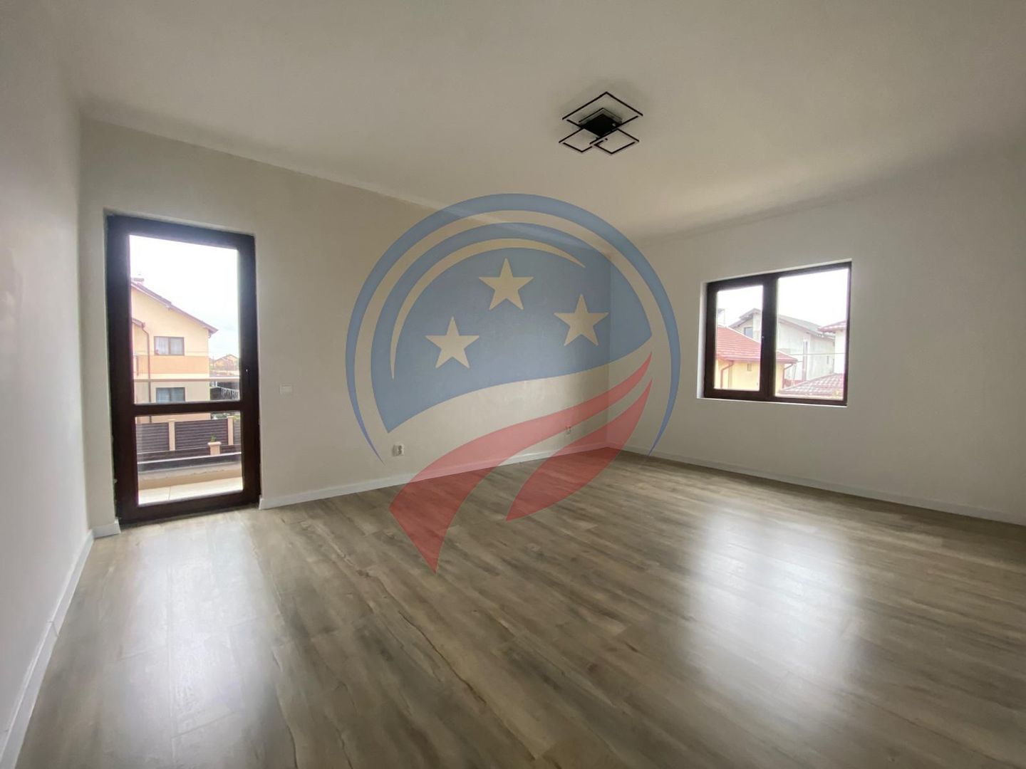 CASA FINALIZATA ZONA DAMILA 300 M TEREN - Poză 6