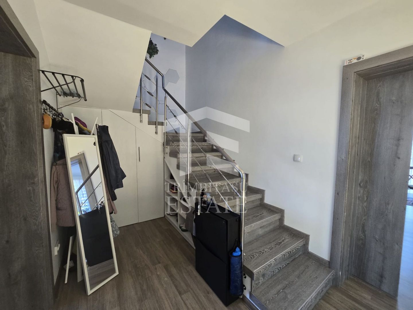 Mangalia - Vila tip duplex moderna. - Poză 49