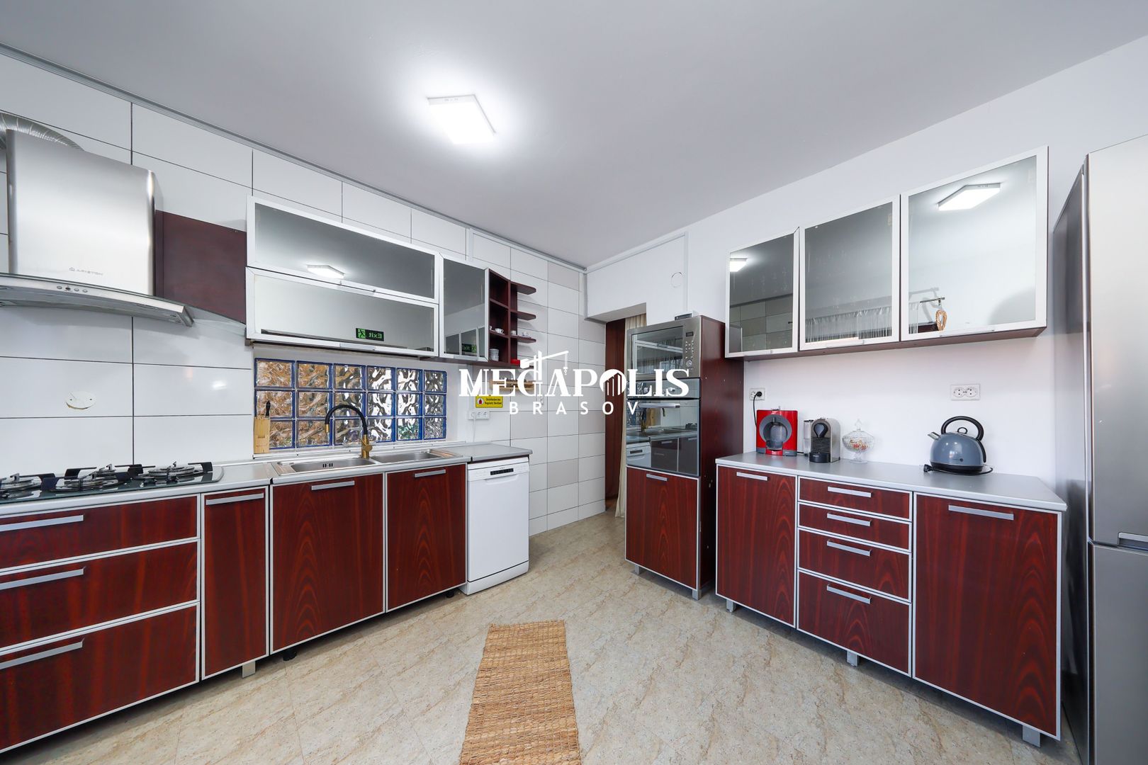 Pensiune/Vilă de vânzare în Bran | 8 camere | 180 mp - Poză 20