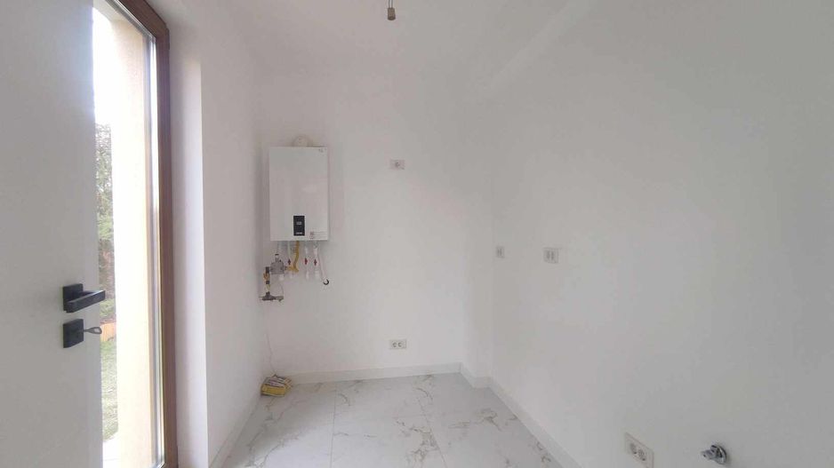 Vanzare apartament 3 camere cu gradina la 5 minute de metrou - Poză 13