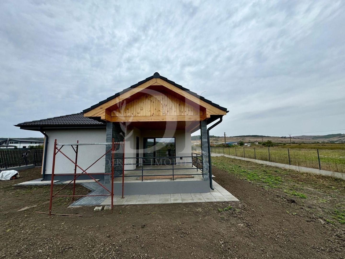 Casa semifinisată | teren liber 675 mp  | Zona Jucu - Poză 15