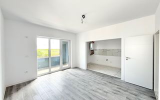 Etaj 1. Bucatarie inchisa. Asfalt. - Poză 1