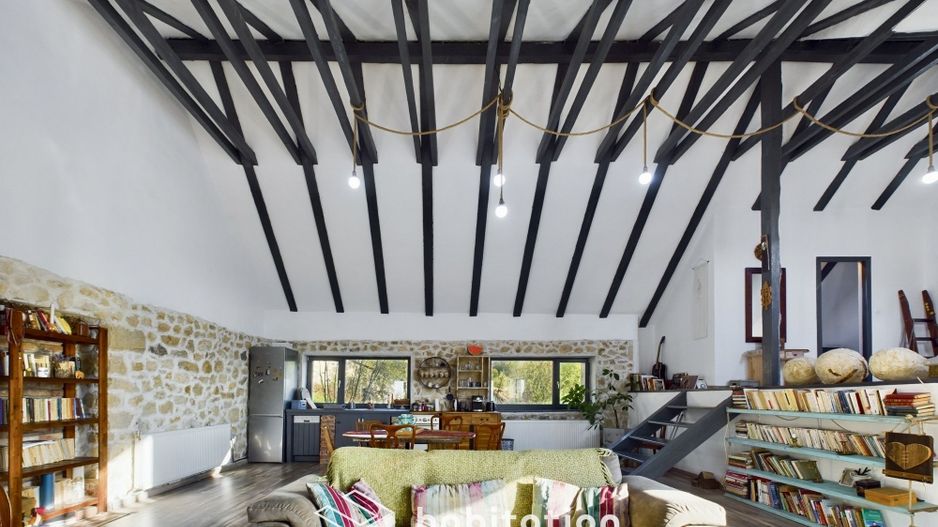 Casă cu 4 dormitoare + piscină în Socolari – ideală pentru investiție - Poză 24