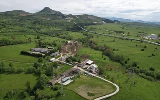 CASA 3 CAMERE, TEREN 6200 MP + 2 LACURI, CAMPULUNG, NAMAIESTI - Poză 25