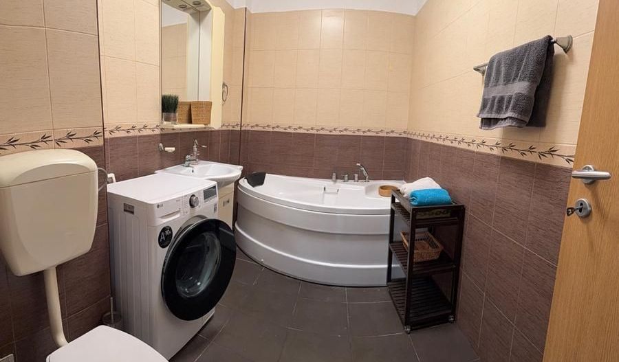 Închiriere Apartament cu 3 camere, 80 mp, 2 parcari, Smart Home, terasa - Poză 12