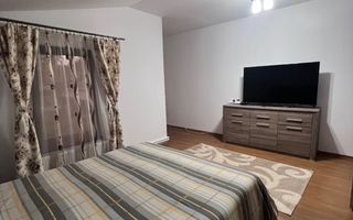 Casă spațioasă cu piscină, de vânzare în Simeria - Poză 21