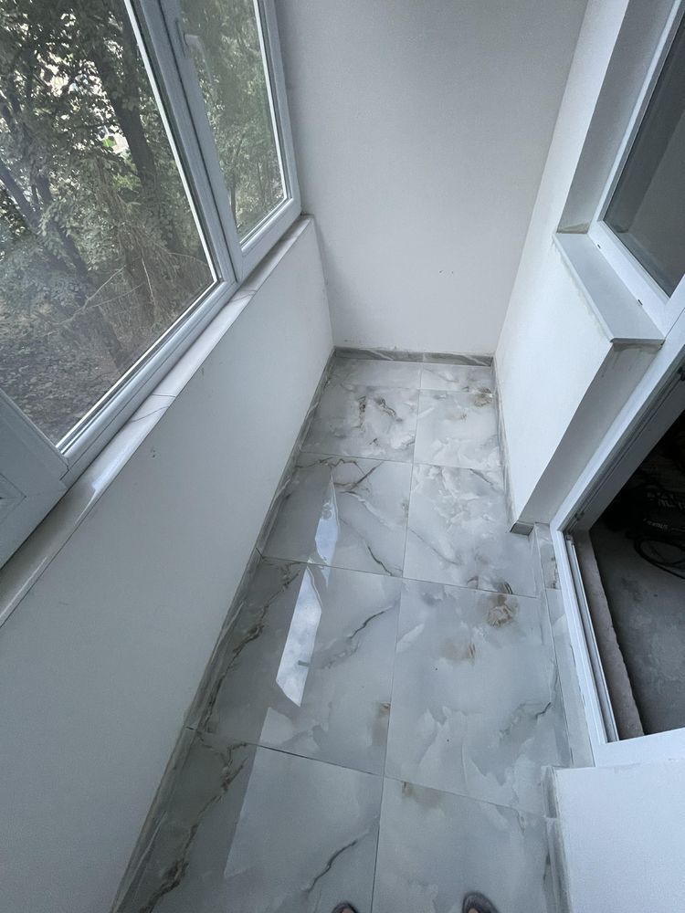 Apartament 3 camere  Dacia  etaj 2 cu centrala - Poză 8