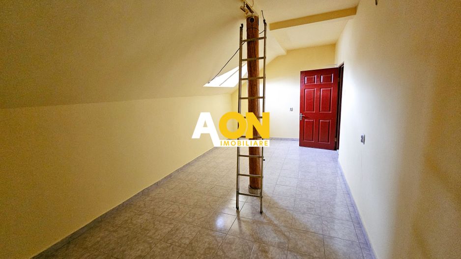 Casa S+P+1+M, pretabila pentru birouri, 300 mp teren, Cetate - Poză 17