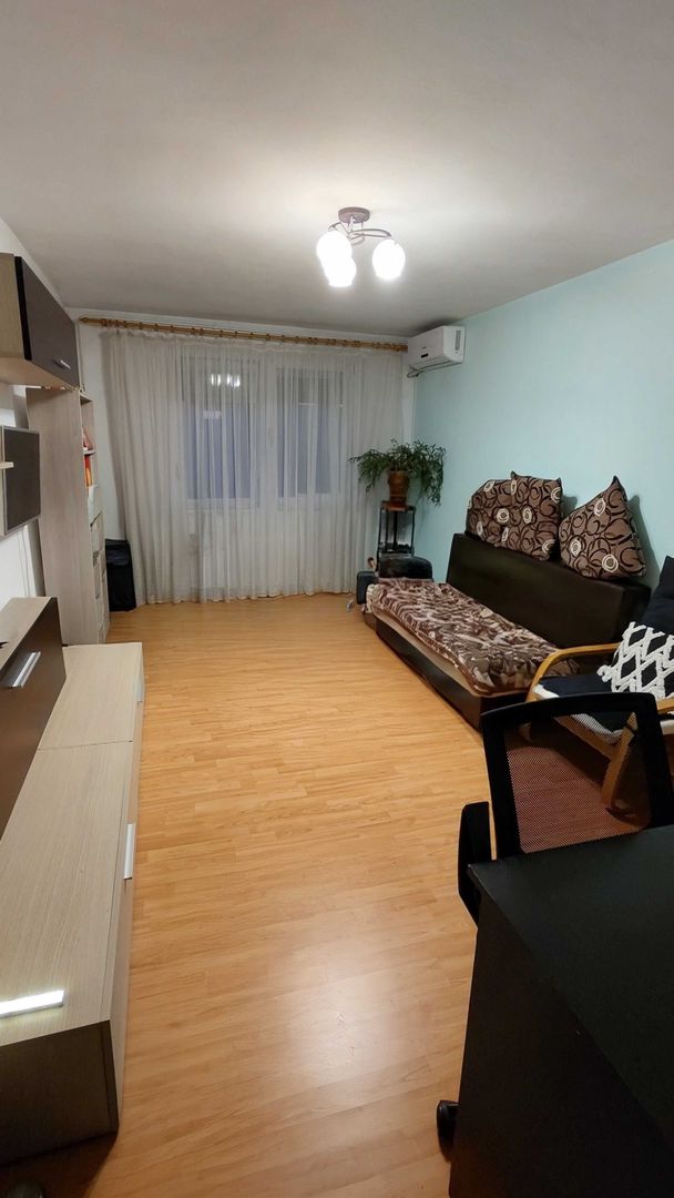 Apartament 4 camere Crângași, reabilitat Centrală proprie - Poză 3