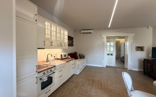 Apartament  modern cu 2 camere in cladire istorica– Zona Sinaia - Poză 13