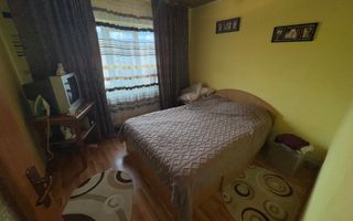 APARTAMENT 3 CAMERE ETAJ 4 VISOI - Poză 3