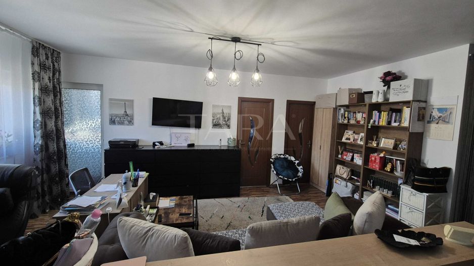 Apartament 3 camere, complet mobilat și utilat, Florilor central. - Poză 1