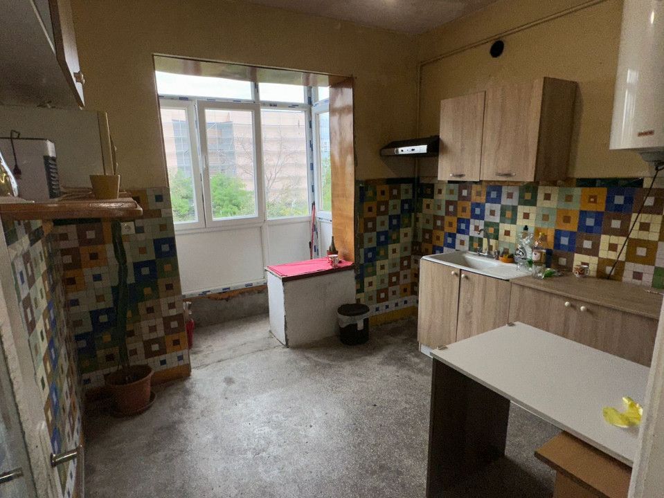 Apartament 2 cam decomandat, 56 mp + boxă, Sector 1 – renovare completă - Poză 3
