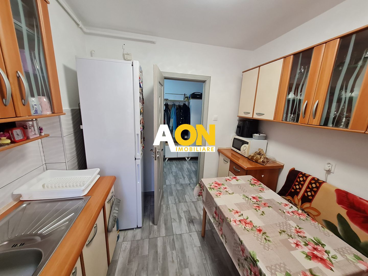 Apartament 2 camere, Semidecomandat, 45 mp, Zona Centru - Poză 9